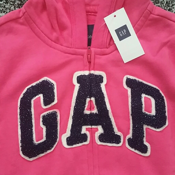 Gap - Picture 3 of 4